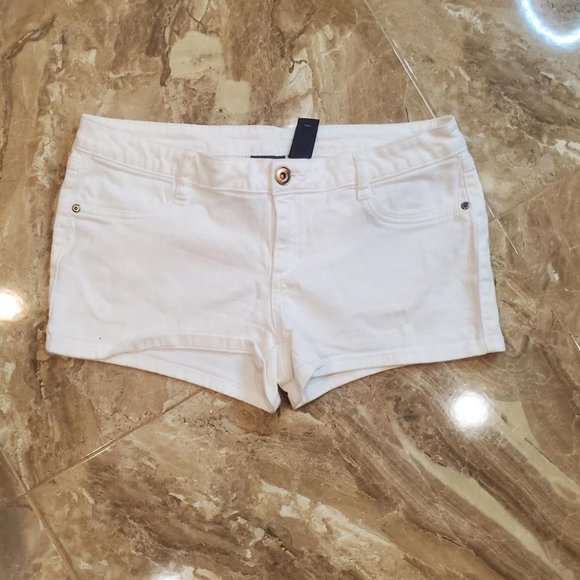 Pants - Women's Shorts